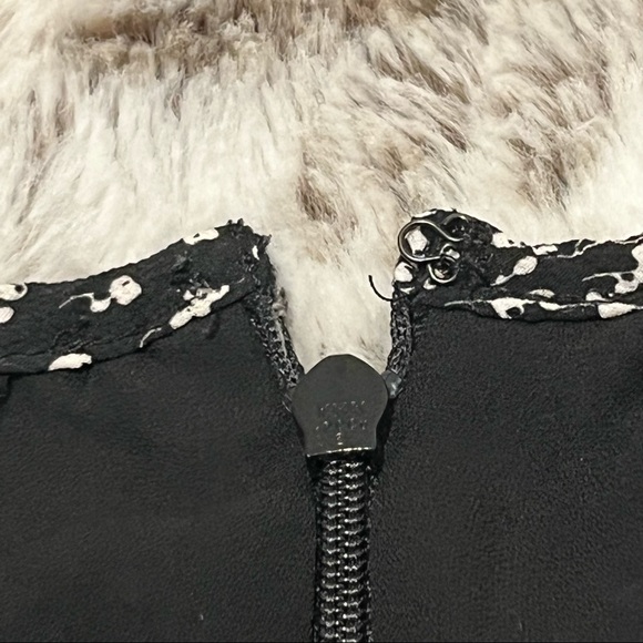 🎉Bailey 44 Black & White Keyhole Mini Fit, Flare Skater Dress Sz 0 - Host Pick! - Picture 4 of 5